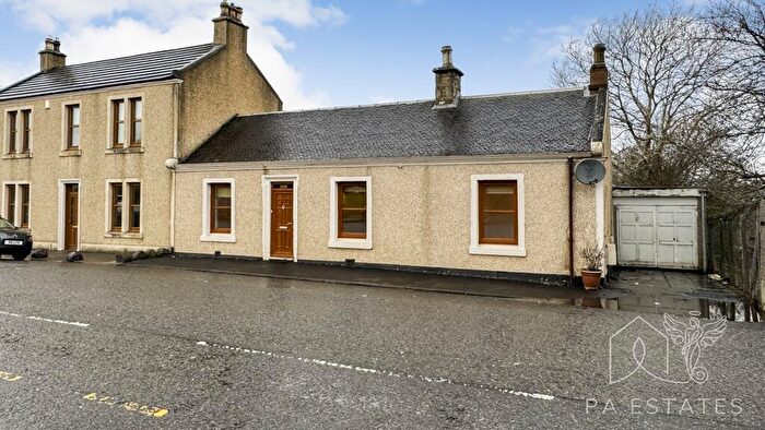 4 Bedroom Semi-Detached Villa To Rent In West Main Street, Whitburn, EH47