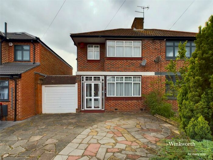3 Bedroom Semi-Detached House To Rent In Braithwaite Gardens, Stanmore, Middlesex, HA7