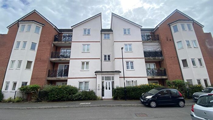 2 Bedroom Apartment To Rent In Poppleton Close, City Centre, Coventry, West Midlands, CV1