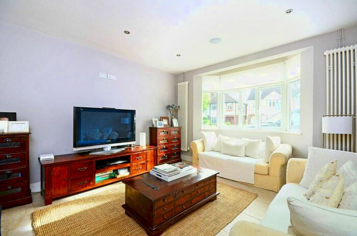 5 Bedroom Property To Rent In Valonia Gardens, West Hill, London, SW18