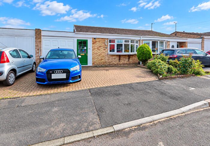 2 Bedroom Semi-Detached Bungalow For Sale In Hyacinth Way, Burbage, LE10