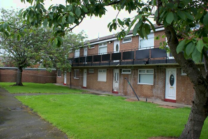 1 Bedroom Flat To Rent In Holystone Avenue, Blyth, Northumberland, NE24
