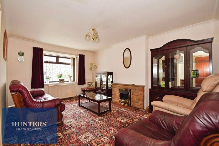 2 Bedroom Semi-Detached Bungalow For Sale In Heaton Street, Brampton, Chesterfield, S40