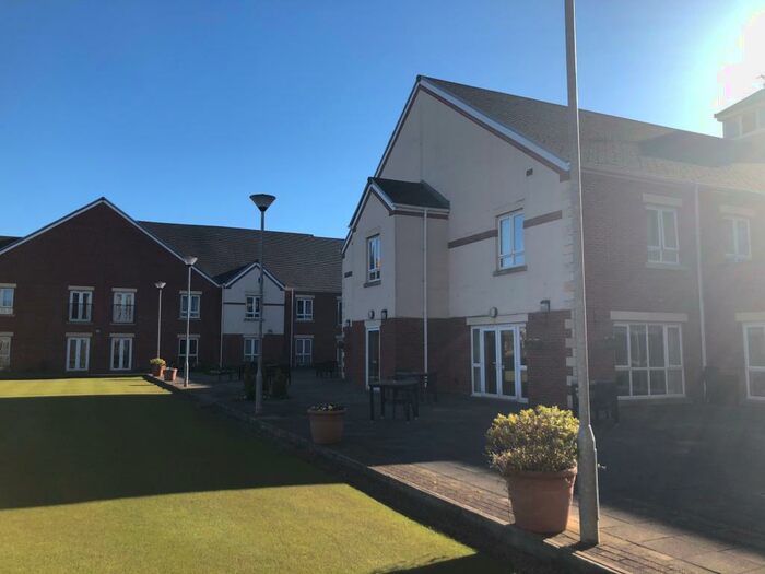 2 Bedroom Flat To Rent In The Court, Buckshaw Village, PR7