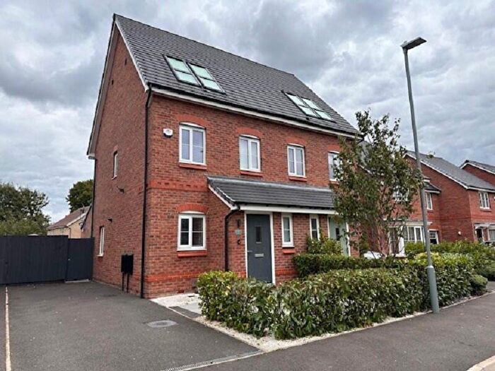 3 Bedroom Semi-Detached House For Sale In Bridgefield Road, Halewood, Liverpool., L26