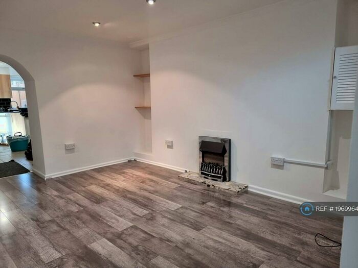 2 Bedroom Terraced House To Rent In New Road, Neath, SA10