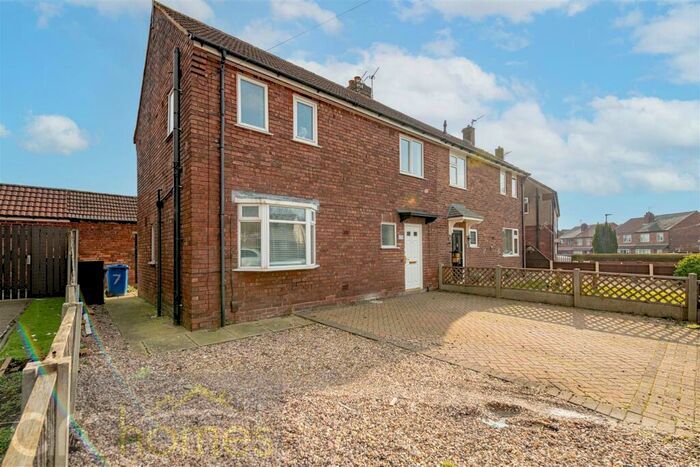 3 Bedroom Semi-Detached House To Rent In Woodvale Avenue, Atherton, Manchester, M46