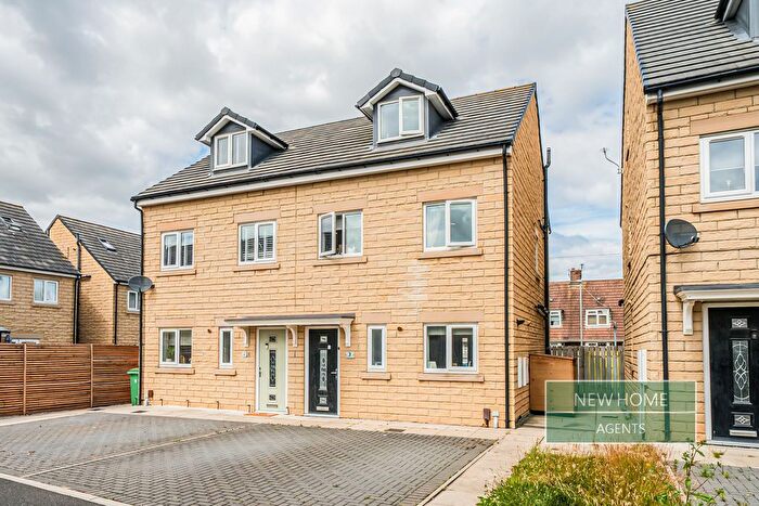 3 Bedroom Semi-Detached House For Sale In St. Teresas Close, Hartlepool, County Durham, TS25