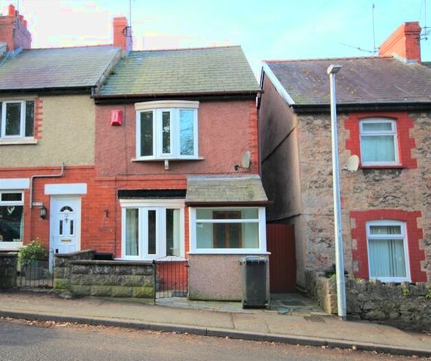 3 Bedroom End Of Terrace House To Rent In Groes Road, Colwyn Bay, LL29