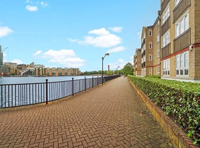 1 Bedroom Flat To Rent In Wheat Sheaf Close, Isle Of Dogs, Westferry, Canary Wharf, South Quay, London, E14
