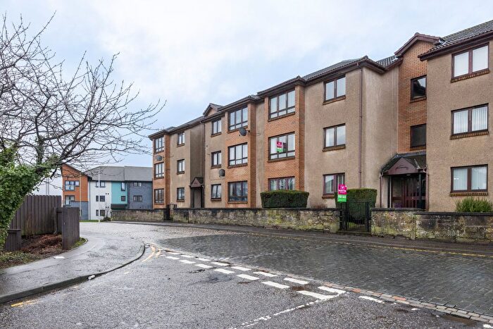 2 Bedroom Flat For Sale In Hillbank Road, Dundee, DD3