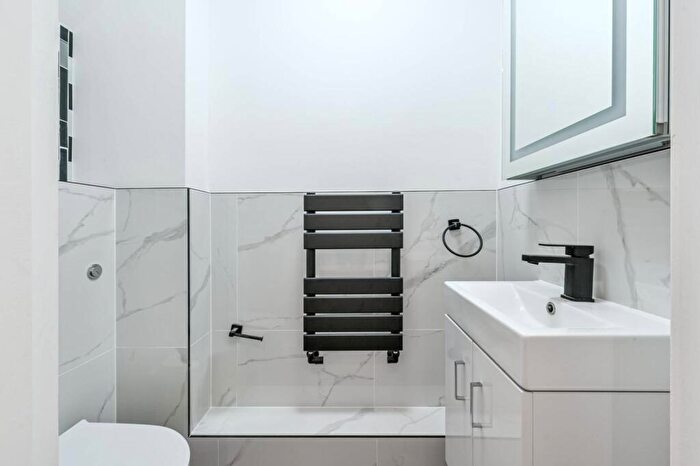 2 Bedroom Mews To Rent In Prowse Place, Camden, London, NW1