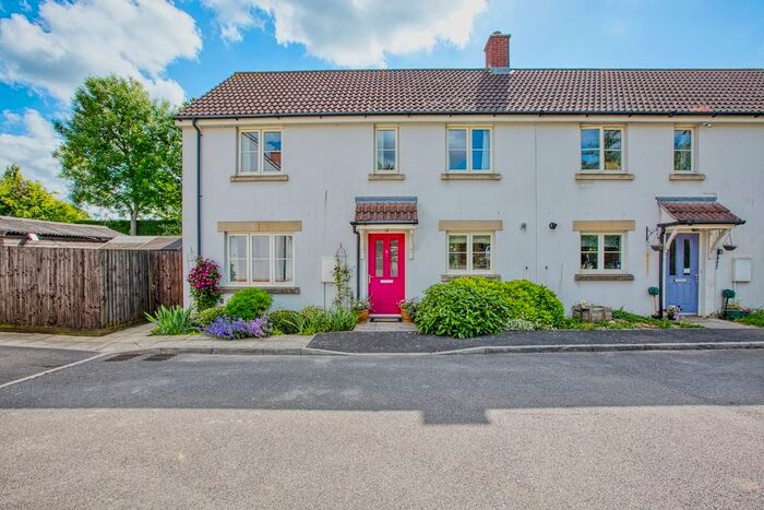 3 Bedroom Semi-Detached House For Sale In Fayrefield, Keinton Mandeville, TA11