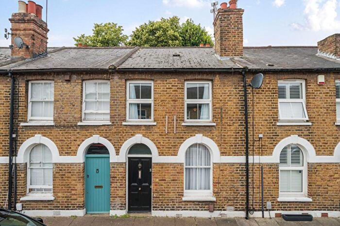 2 Bedroom Terraced House To Rent In Mooreland Road Bromley, BR1