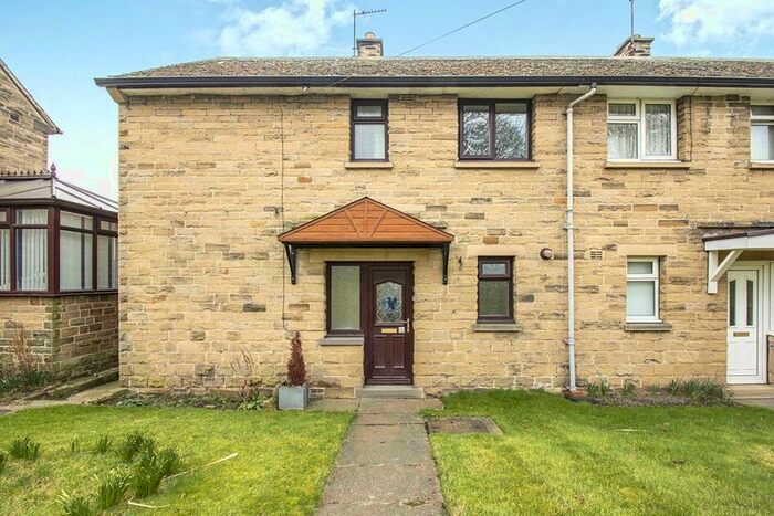 3 Bedroom End Of Terrace House To Rent In Hillside Way, Wortley, Sheffield, South Yorkshire, S35