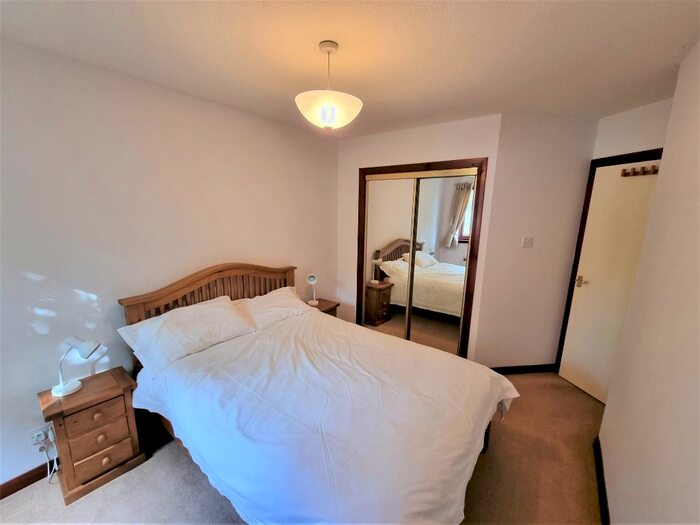 2 Bedroom Flat To Rent In Bloomfield Court, Holburn, Aberdeen, AB10