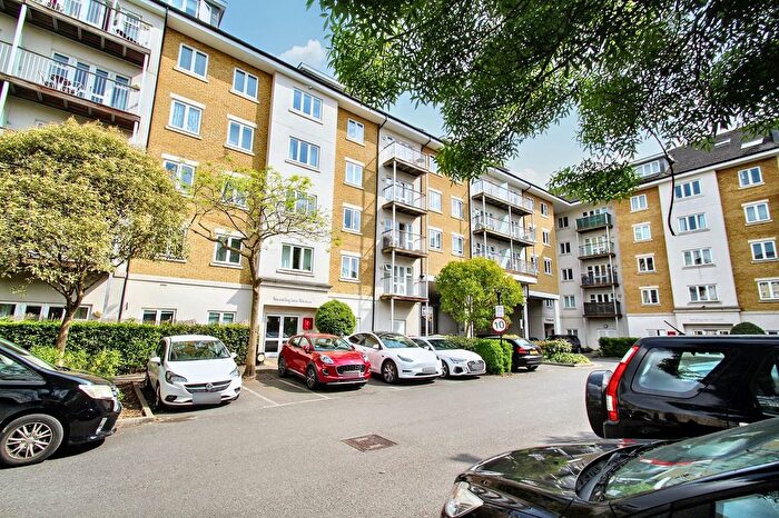 2 Bedroom Flat To Rent In Park Lodge Avenue, Kensington House, UB7