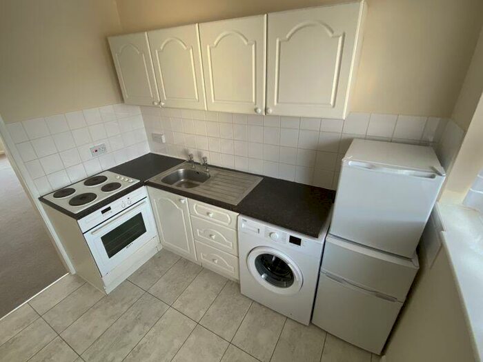 Studio To Rent In Dalton Street, Gillingham, ME7