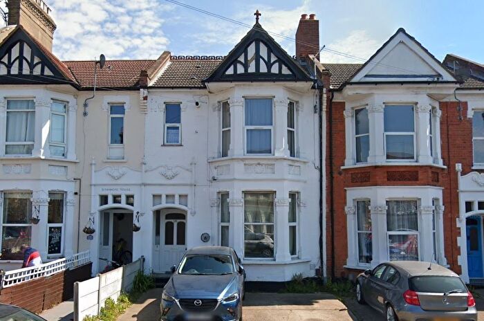 1 Bedroom Flat To Rent In Southchurch Avenue, Southend On Sea, SS1
