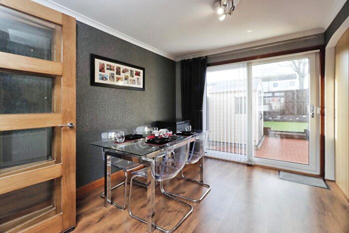 3 Bedroom End Of Terrace House For Sale In Beath View, Dunfermline, Fife, KY11