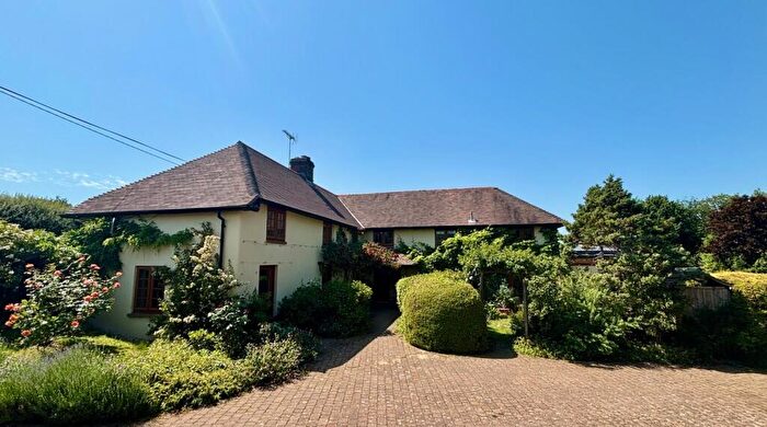 4 Bedroom Detached House For Sale In Affpuddle, Dorchester, Dorset, DT2