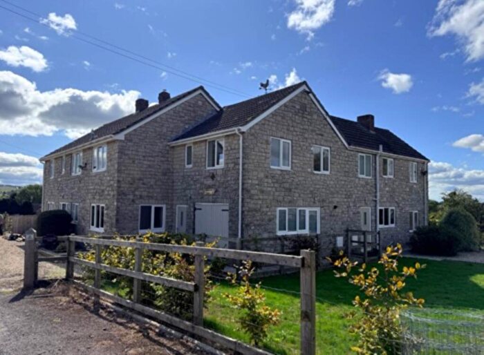 Detached House For Sale In Southbank Farm, Cann Common, Shaftesbury, SP7