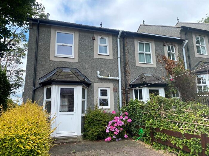 2 Bedroom End Of Terrace House For Sale In Llys Tudur, Bangor, Gwynedd, LL57