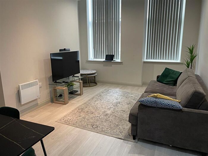 1 Bedroom Flat To Rent In Hartley House, Hartley Hill, LS2