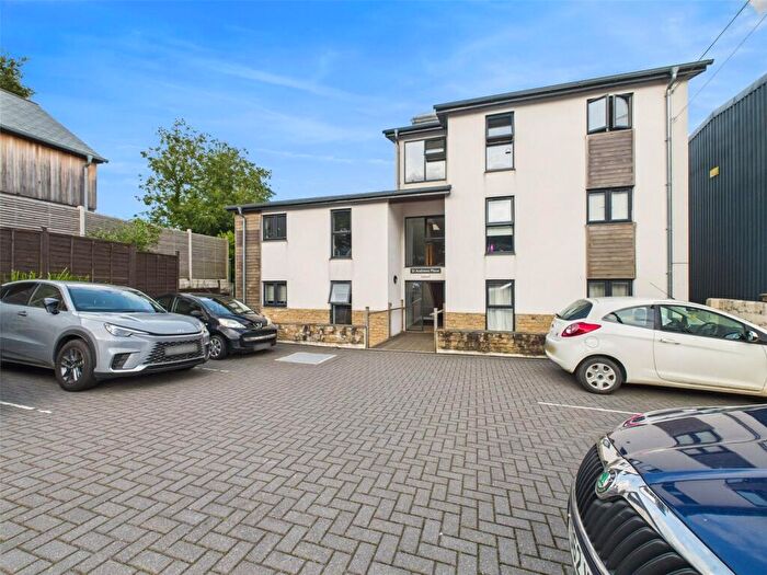 2 Bedroom Flat For Sale In Hospital Road, Stratton, Bude, EX23