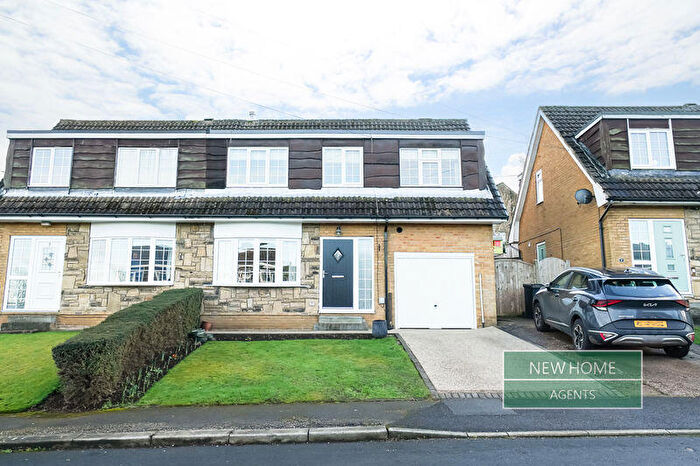 4 Bedroom Semi-Detached House For Sale In Bank Hall Grove, Shepley, Huddersfield, HD8