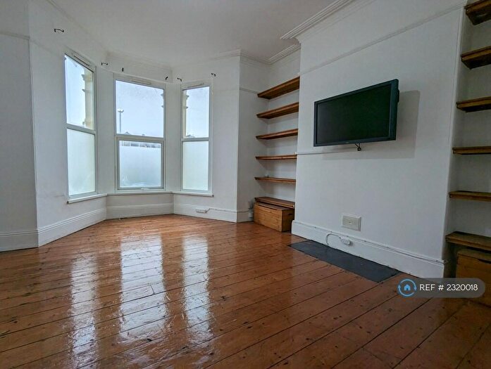 2 Bedroom Flat To Rent In Alexandra Road, Mutley, Plymouth, PL4