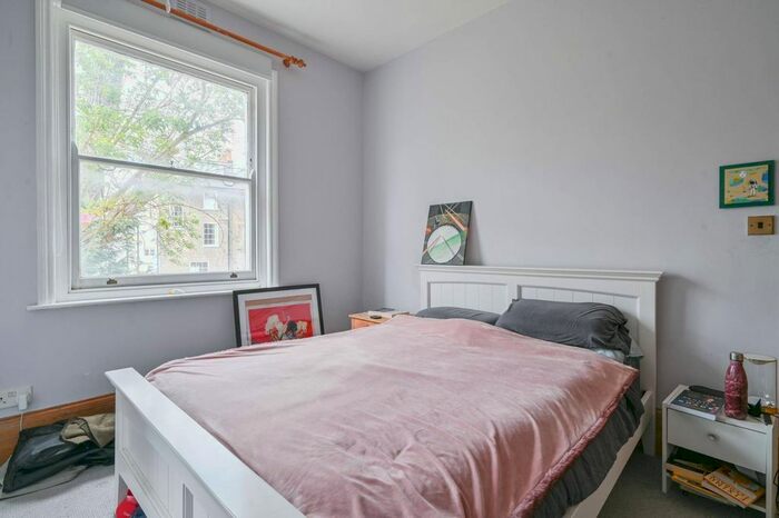 1 Bedroom Flat To Rent In Barnsbury Terrace, Islington, London, N1