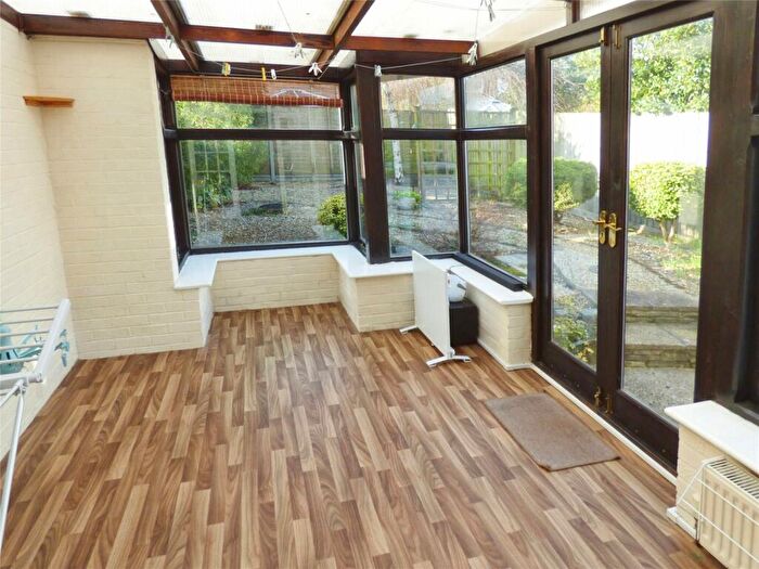 2 Bedroom Semi-Detached House For Sale In Medlar Close, Hedge End, Southampton, SO30