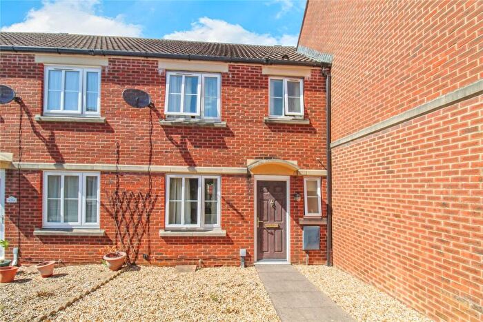 3 Bedroom Terraced House For Sale In Taylors View, Trowbridge, BA14