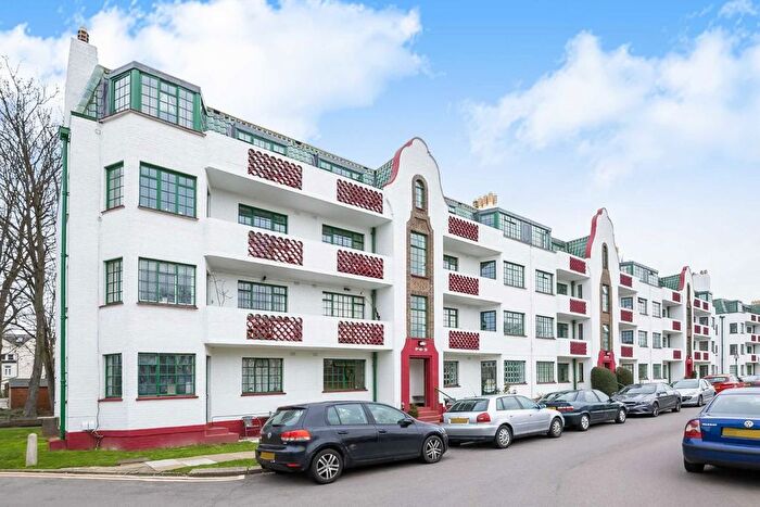 3 Bedroom Flat To Rent In Ealing Village, London, W5