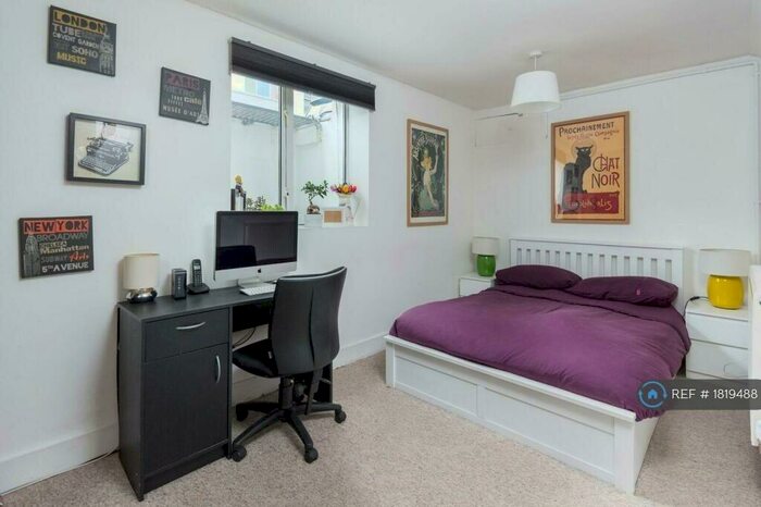 1 Bedroom Flat To Rent In Basement, Brighton, BN2