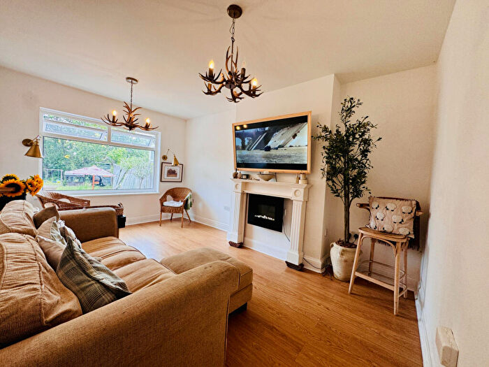 3 Bedroom Terraced House To Rent In Ravenswood Crescent, Harrow, Greater London, HA2