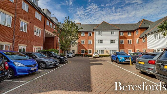 2 Bedroom Flat For Sale In Ongar Road, Brentwood, CM15