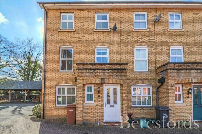 4 Bedroom End Of Terrace House To Rent In Norton Place, Ramsden Heath, CM11