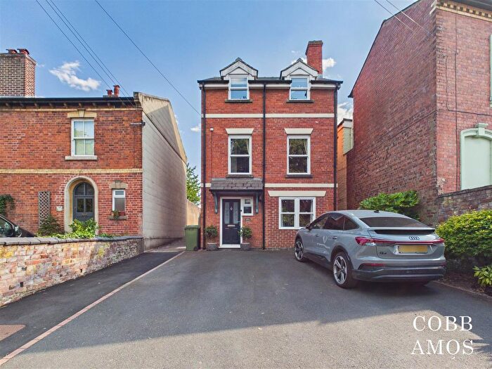 4 Bedroom Detached House For Sale In Bargates, Leominster, HR6