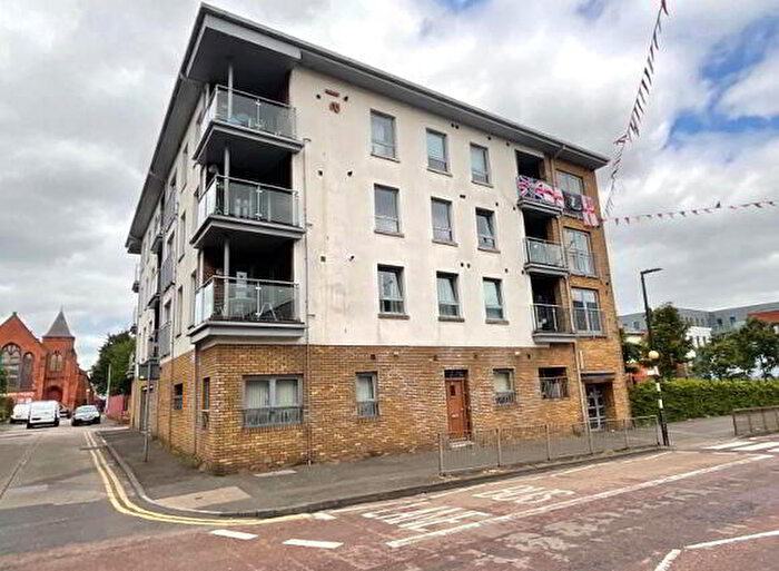 2 Bedroom Apartments For Sale In Apartment Lesley Central Shankill Road, Belfast, BT13