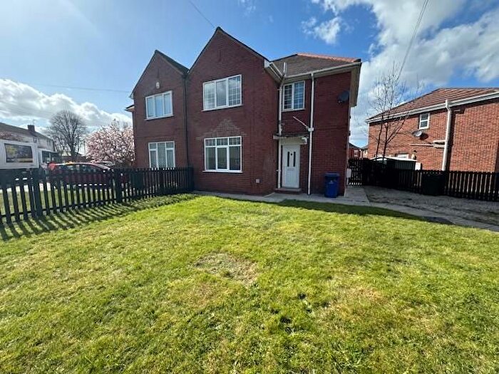 3 Bedroom Semi-Detached House To Rent In Durham Road, Doncaster, DN2