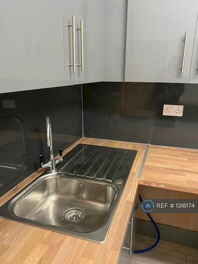 1 Bedroom Flat To Rent In Coppermill Lane, London, E17