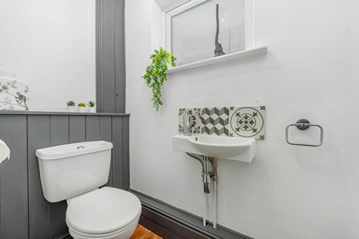 2 Bedroom Semi-Detached House For Sale In Chapel Lane, Dunston, Lincoln, LN4