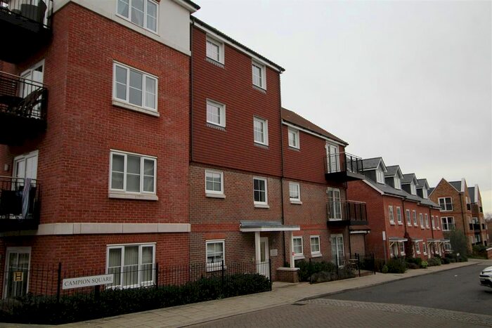 2 Bedroom Flat To Rent In Campion Square, Dunton Green, Sevenoaks TN14