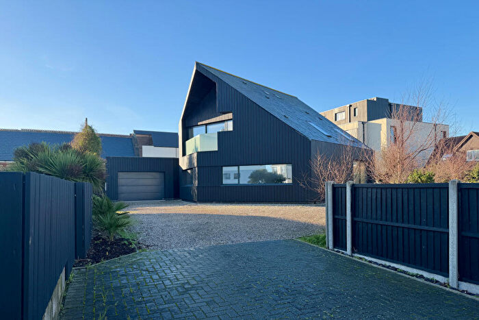 5 Bedroom Detached House For Sale In St. Leonards Road, Hythe, Kent, CT21