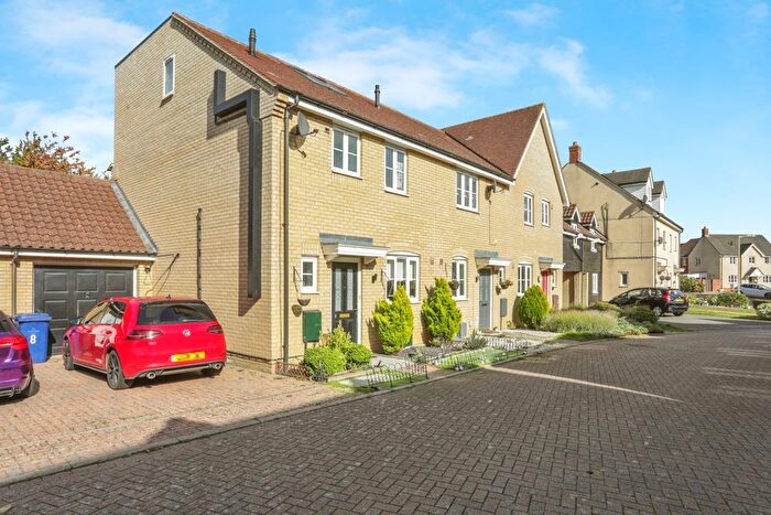 4 Bedroom End Of Terrace House For Sale In Skylark Close, Bury St. Edmunds, Suffolk, IP32