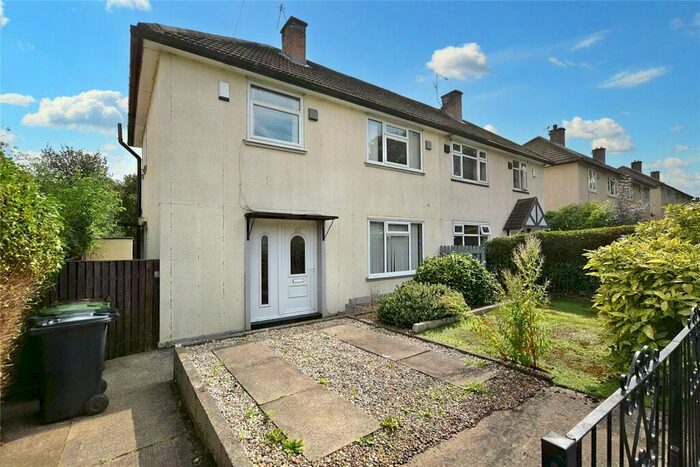 3 Bedroom Semi-Detached House To Rent In Swinnow Road, Leeds, West Yorkshire, LS13