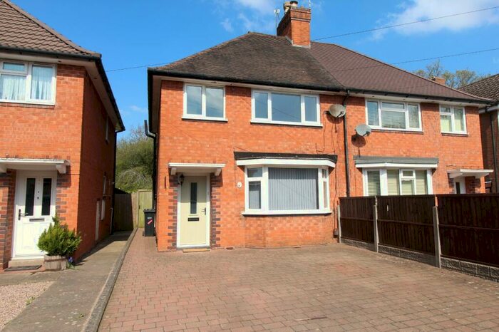 3 Bedroom Semi-Detached House To Rent In Castle Lane, Solihull, West Midlands, B92