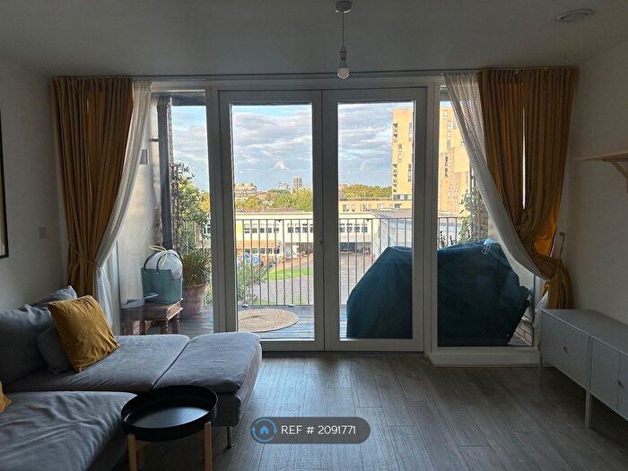 2 Bedroom Flat To Rent In Bond House, London, SE14